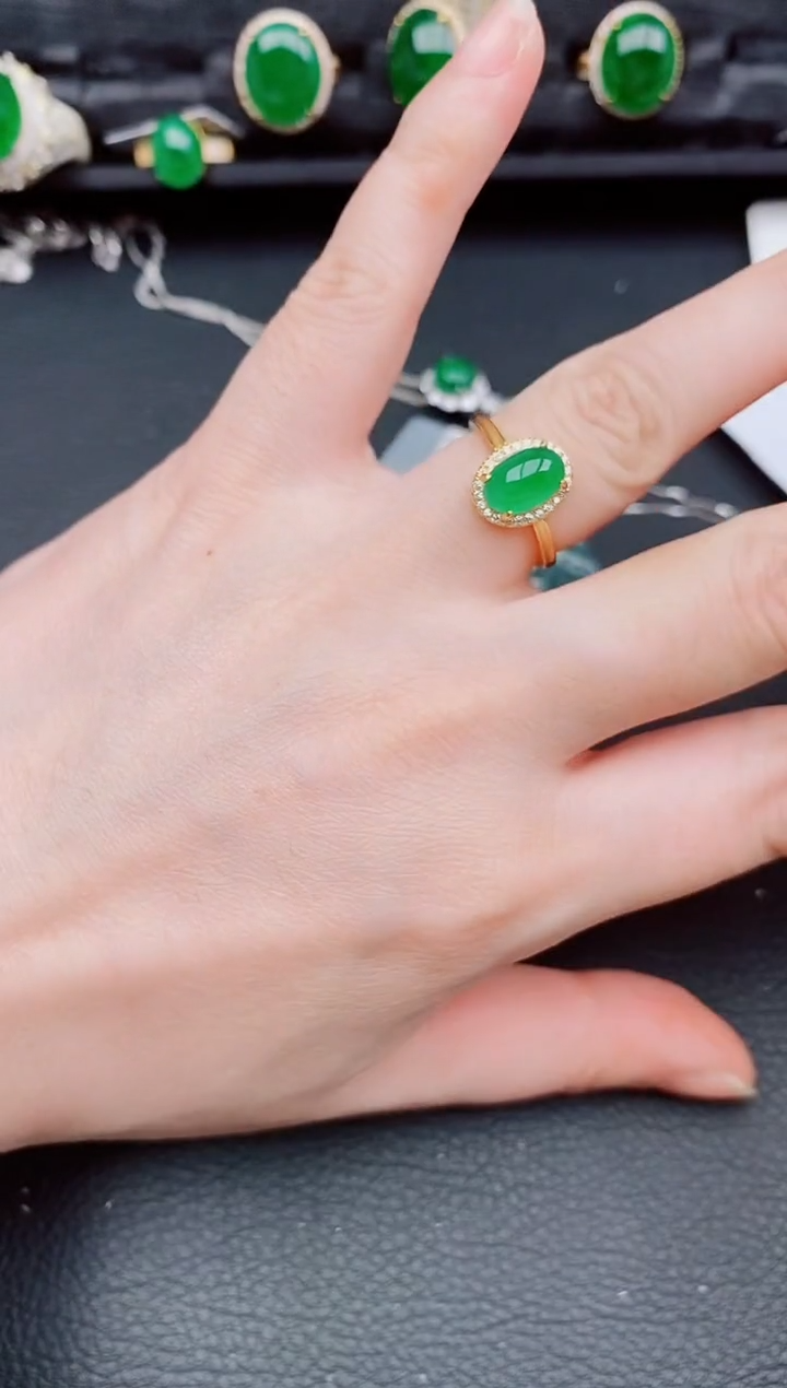 【闪购商品】翡翠戒指银S925镶嵌天然a货翡翠420