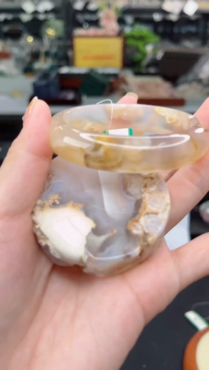 【闪购商品】石英质玉手镯未镶嵌56圈口（赠品镯心）36786