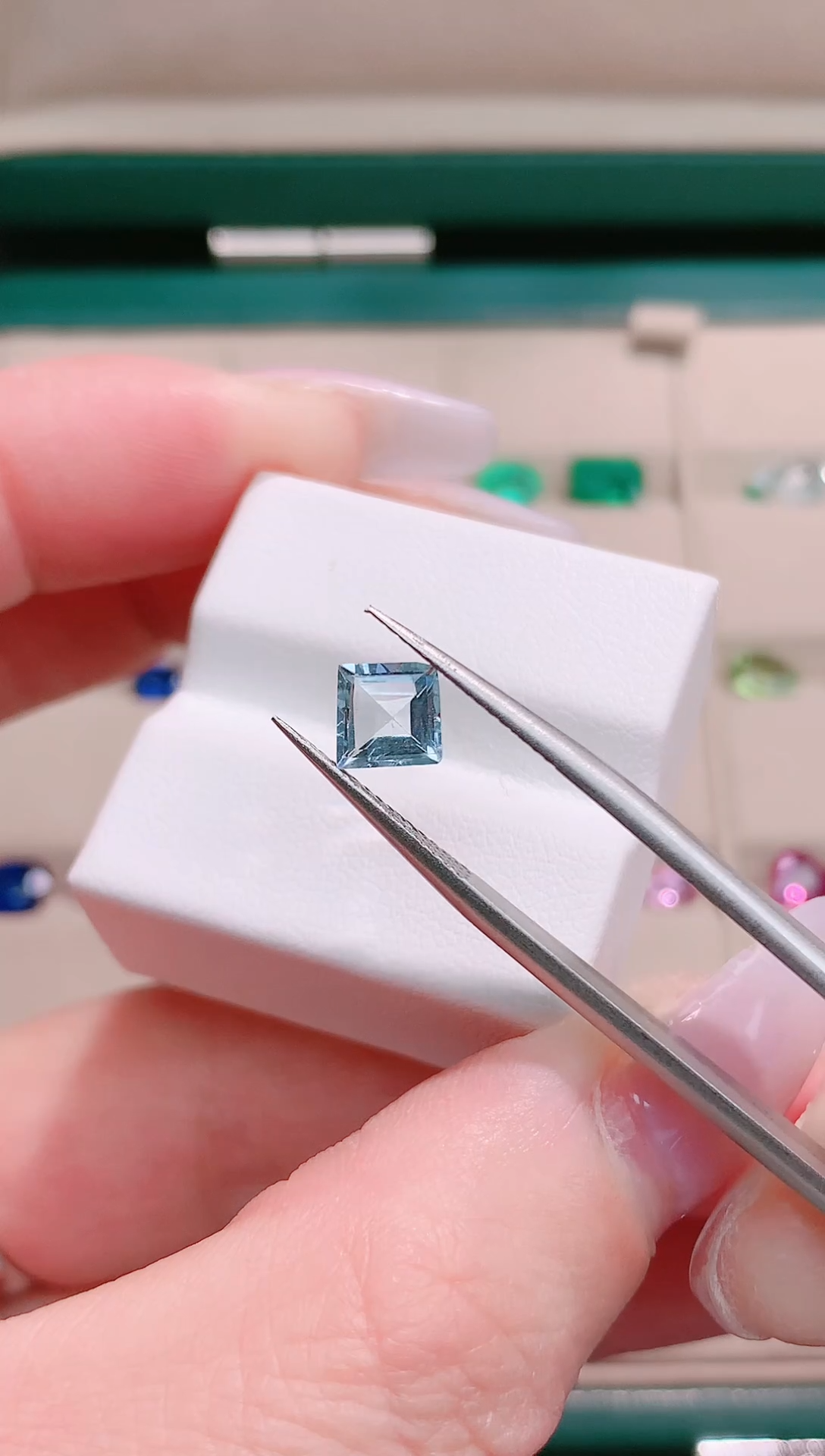 裸石海蓝宝石0.8ct
