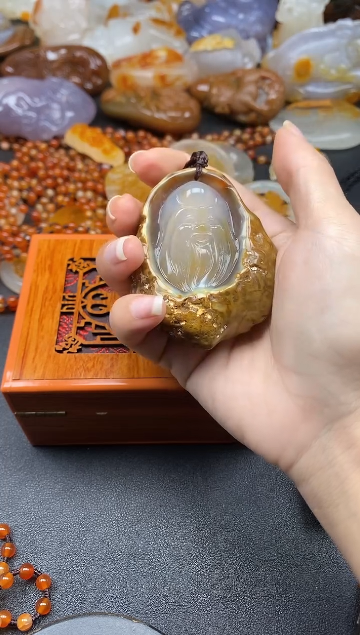 未镶嵌1玛瑙/玉髓橘**伴ll