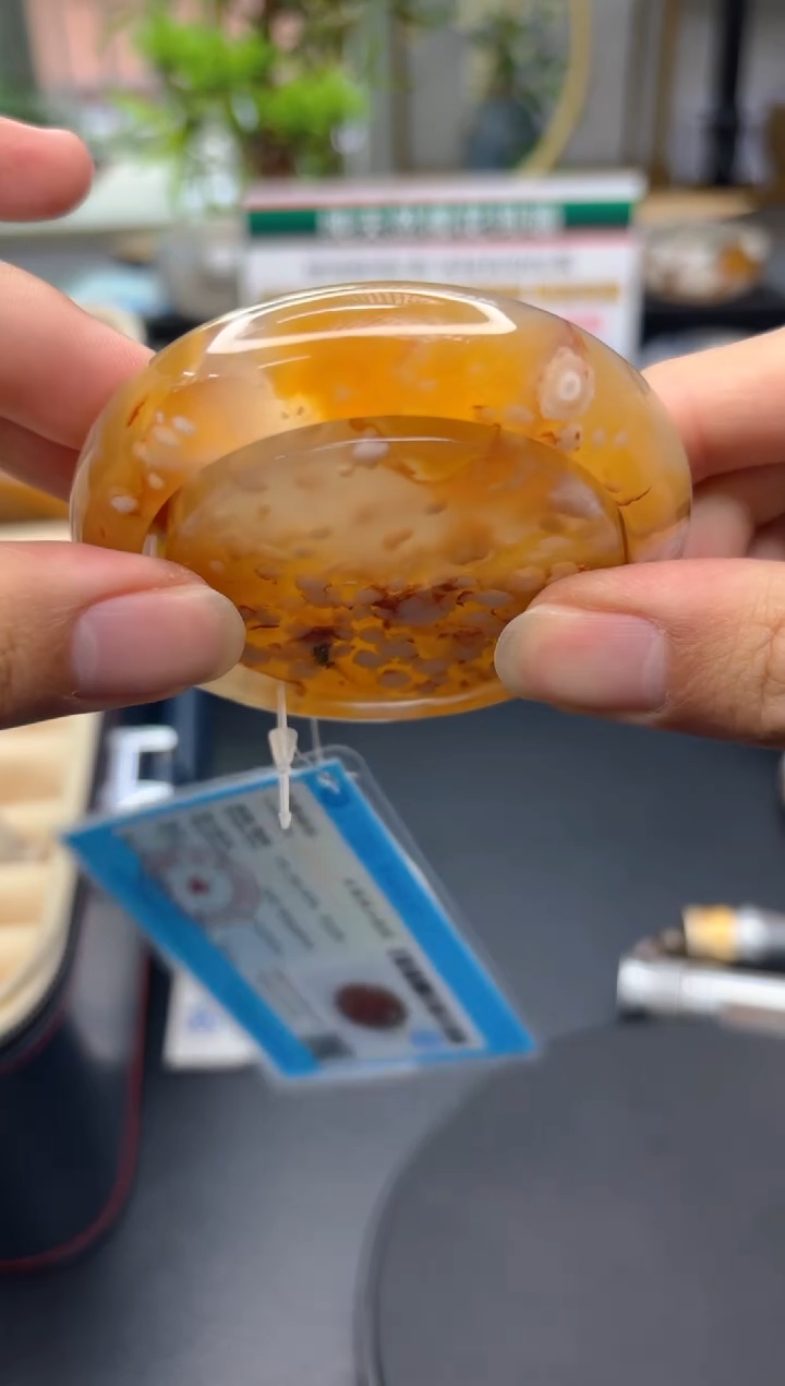 【闪购商品】石英质玉手镯未镶嵌C239(57圈赠送镯心)