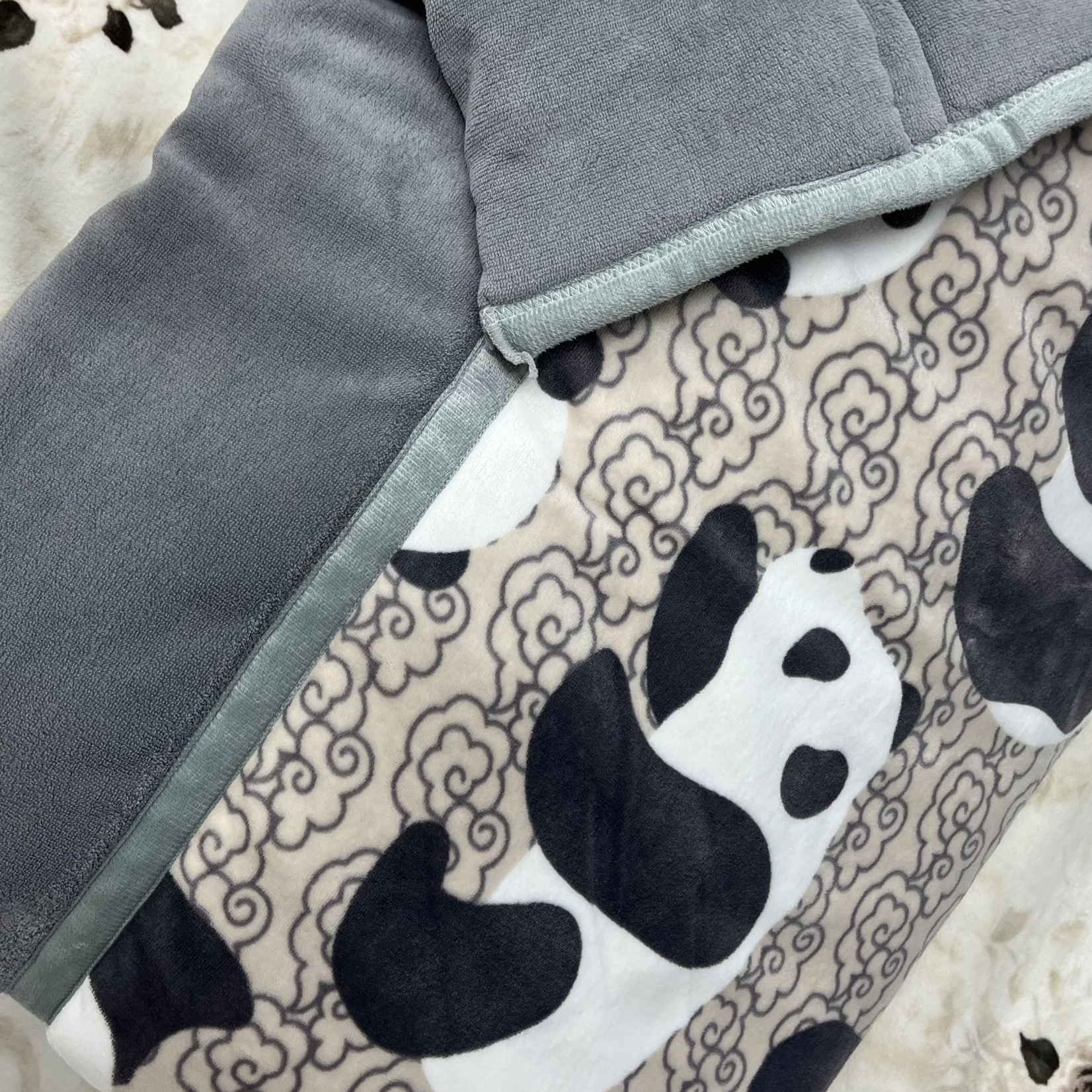 商超同款祥云熊猫200*230cm石墨烯被子六斤左右