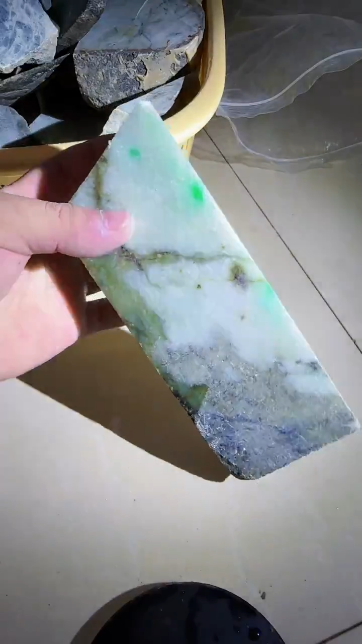 【闪购商品】翡翠颈饰未镶嵌210天然翡翠