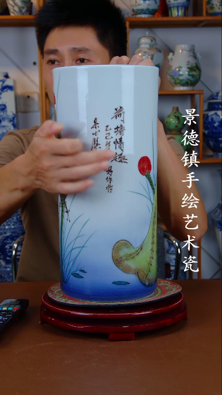 现代景德镇手工手绘陶瓷摆件21