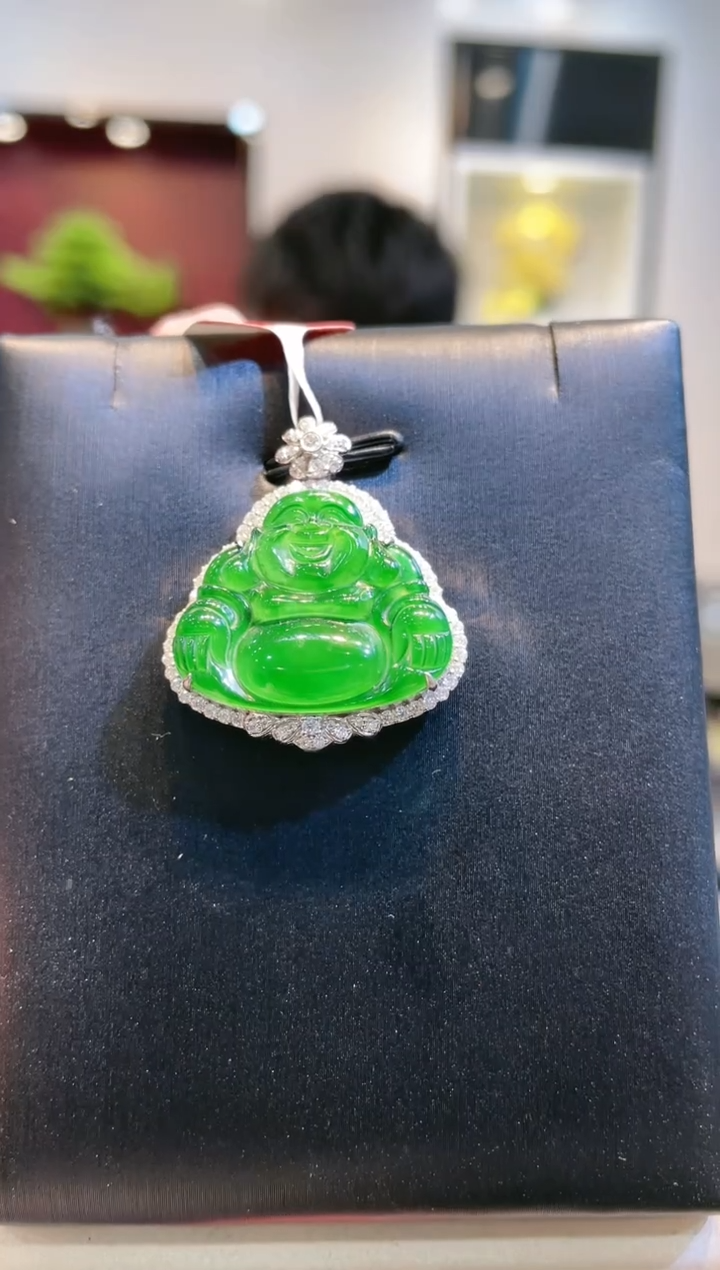 【闪购商品】翡翠颈饰18K金镶嵌A41天然A货翡翠吊坠