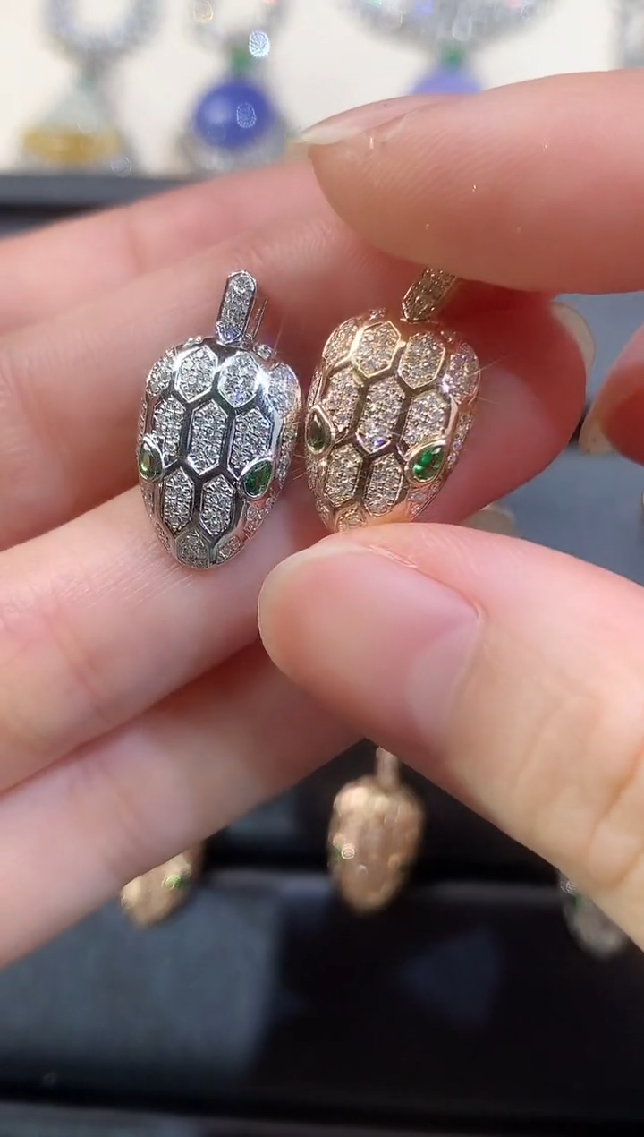 吊坠18K金镶嵌钻石多样性发其一D109|1980