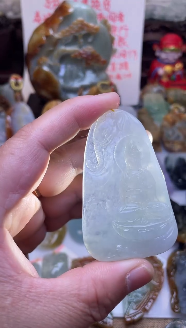 颈饰未镶嵌翡翠普贤