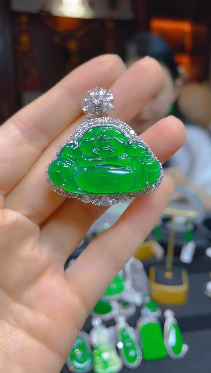 【闪购商品】翡翠颈饰银S925镶嵌120785天然A货翡翠佛公吊坠
