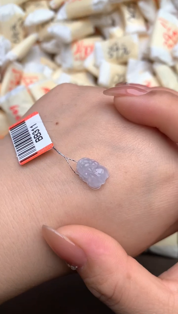 【闪购商品】翡翠挂件未镶嵌—  