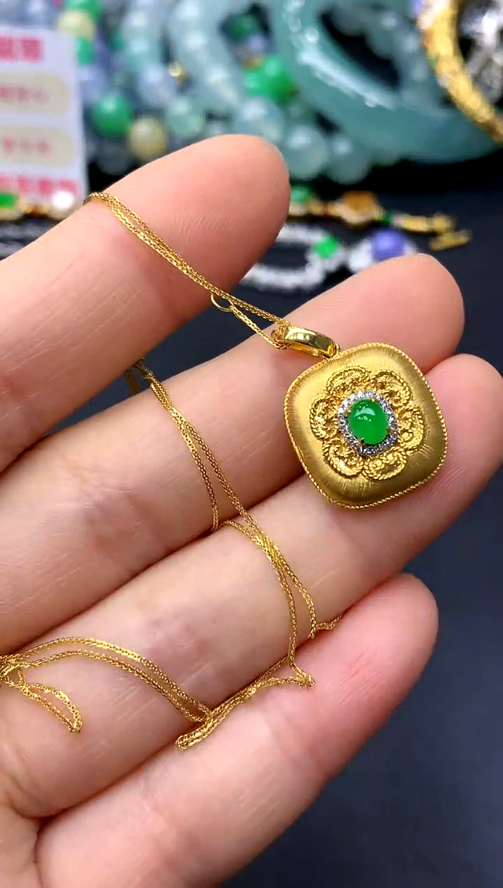 颈饰18K金镶嵌翡翠275-中国好珍宝