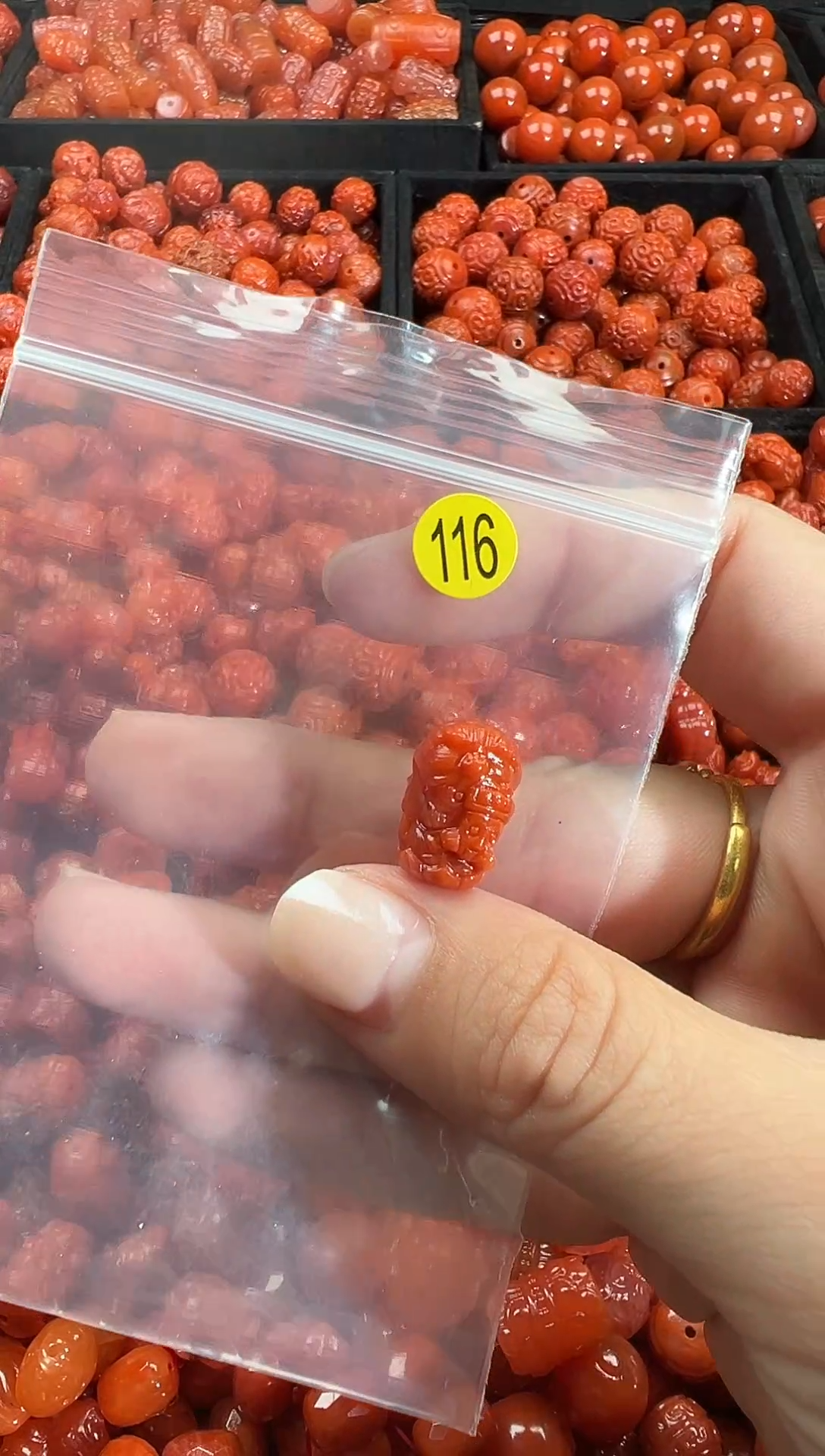 颈饰未镶嵌南红玛瑙1