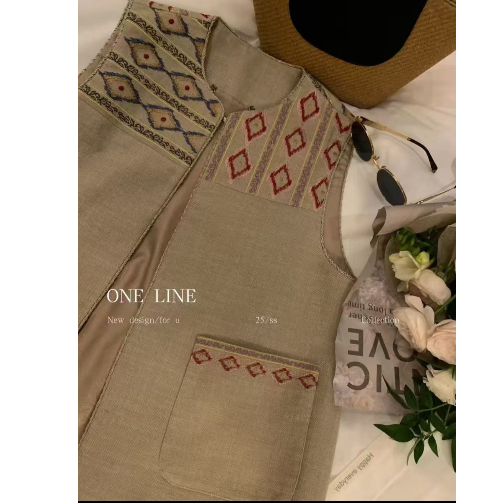 25721学院风圆领马甲复古