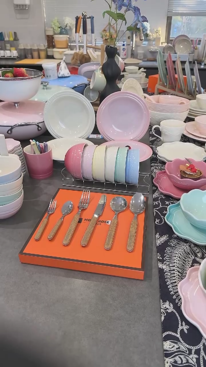 【闪购商品】瓷夹柄不锈钢叉勺6件套