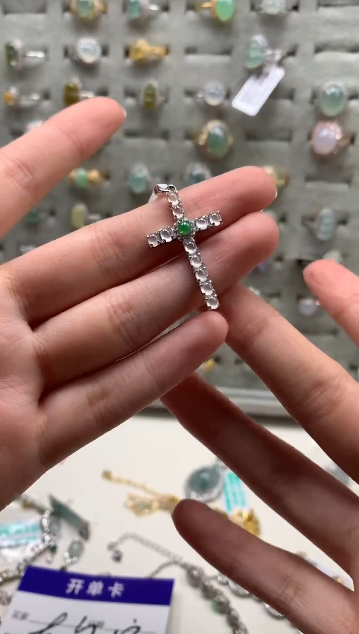 银S925镶嵌戒指翡翠吊坠11