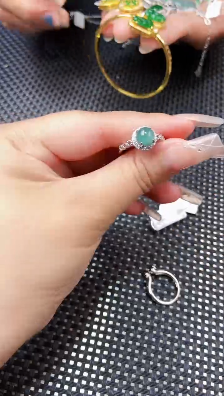 【闪购商品】翡翠未镶嵌戒指11111111