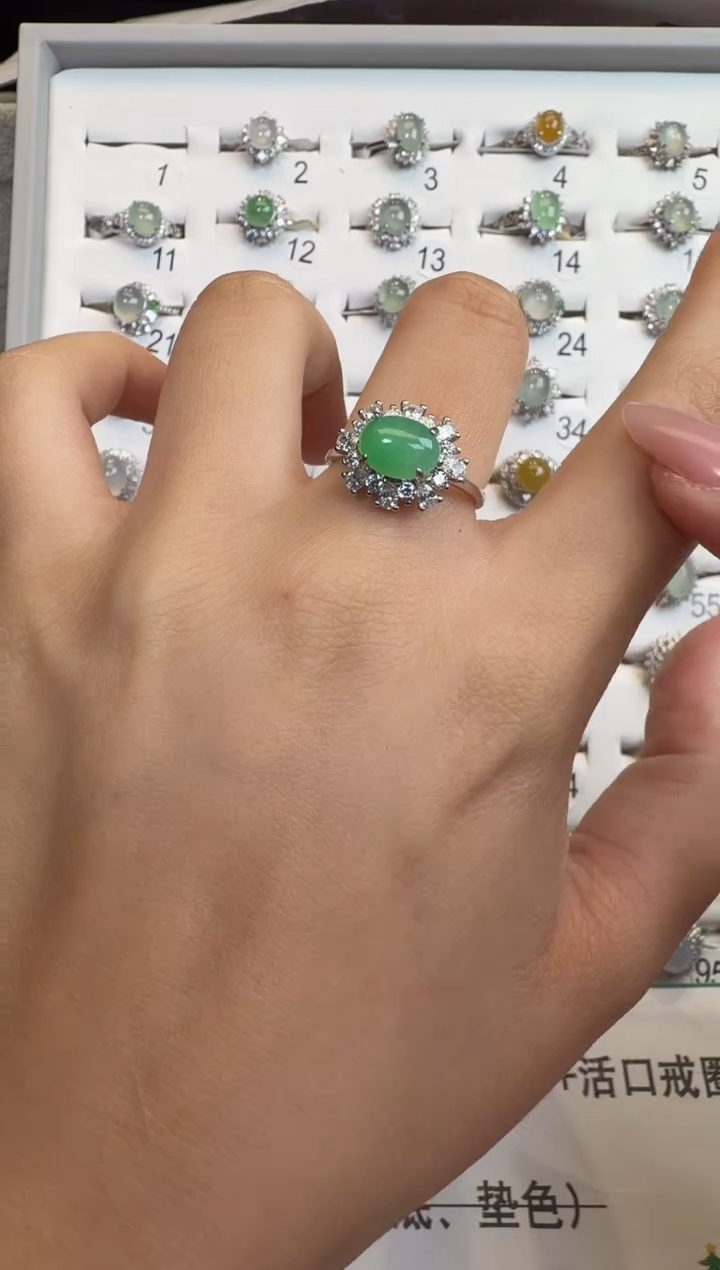 银S925镶嵌戒指翡翠925银镶A货翡翠戒指115