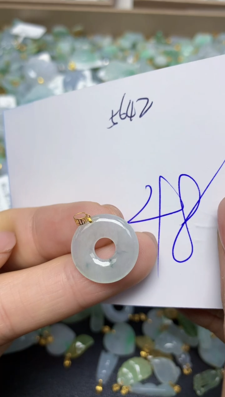 【闪购商品】翡翠挂件18K金镶嵌 天然翡翠A货