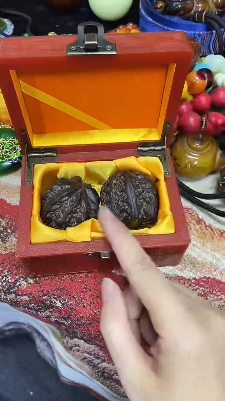 摆件主播推荐如图所示