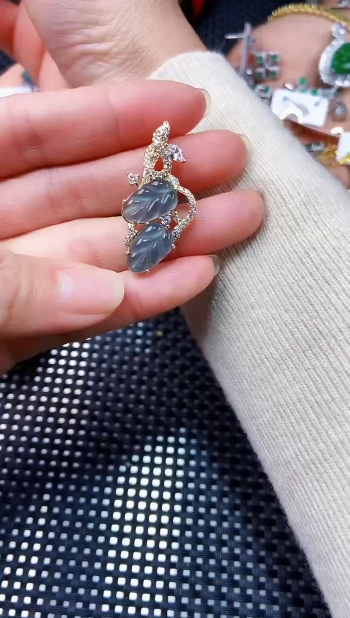 【闪购商品】翡翠吊坠(不含链)未镶嵌11111111
