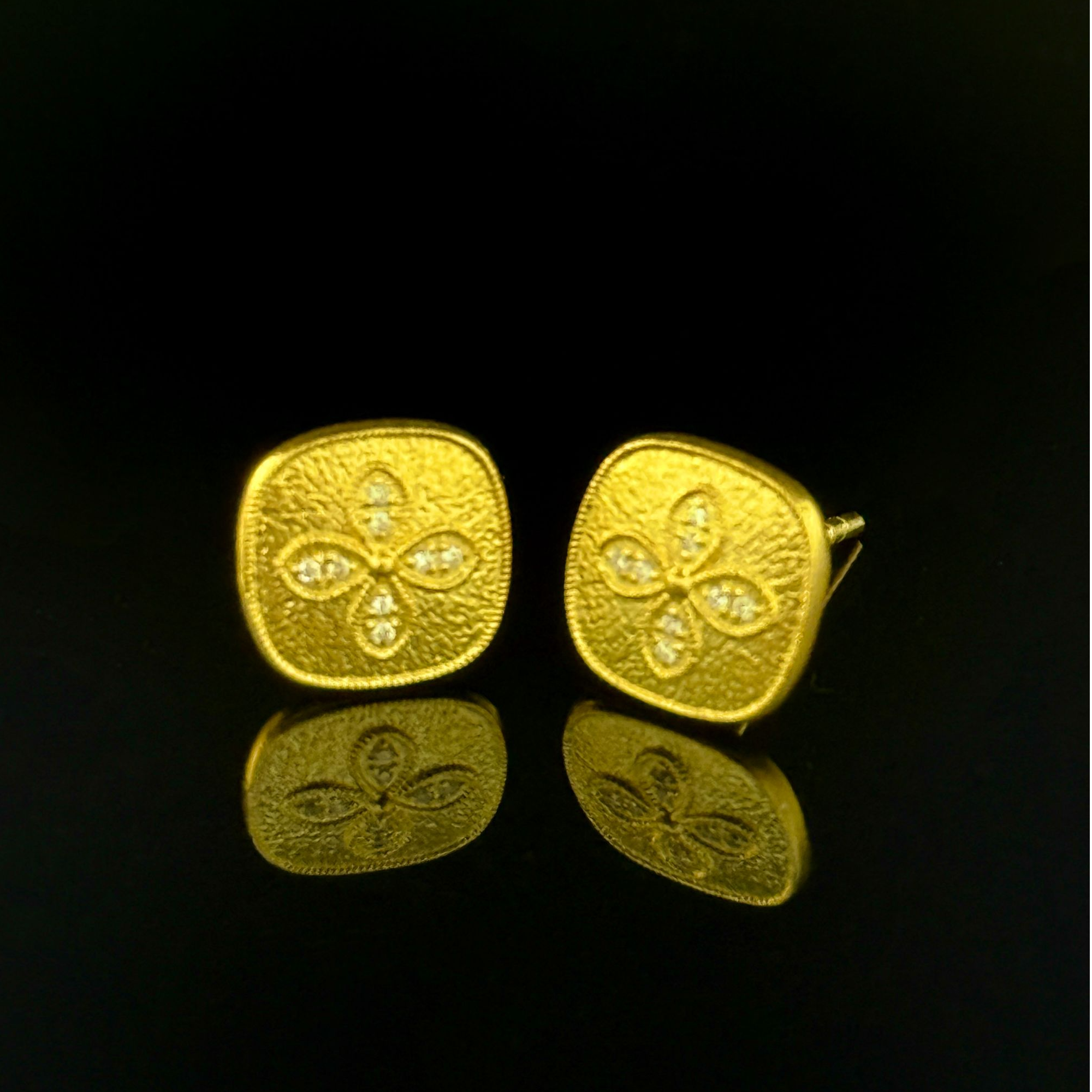 足金999黄金古法点钻工艺小方糖幸运草耳饰手工气质时尚