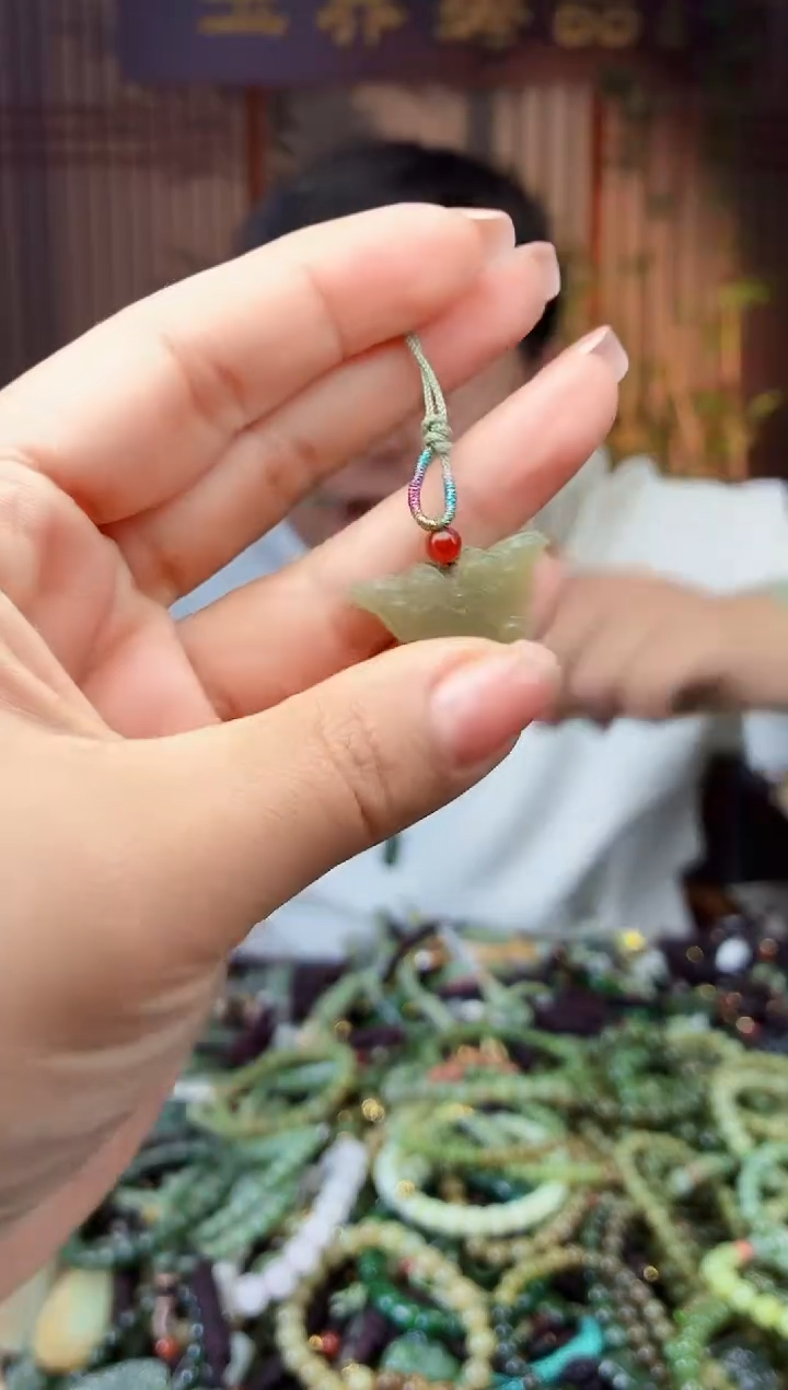 颈饰未镶嵌和田玉多样性发货拍一发一