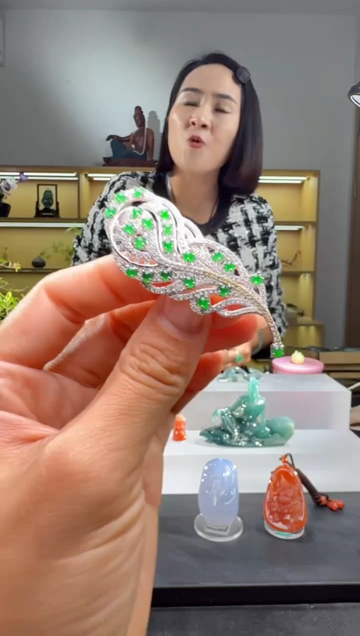 吊坠(不含链)未镶嵌翡翠胸针