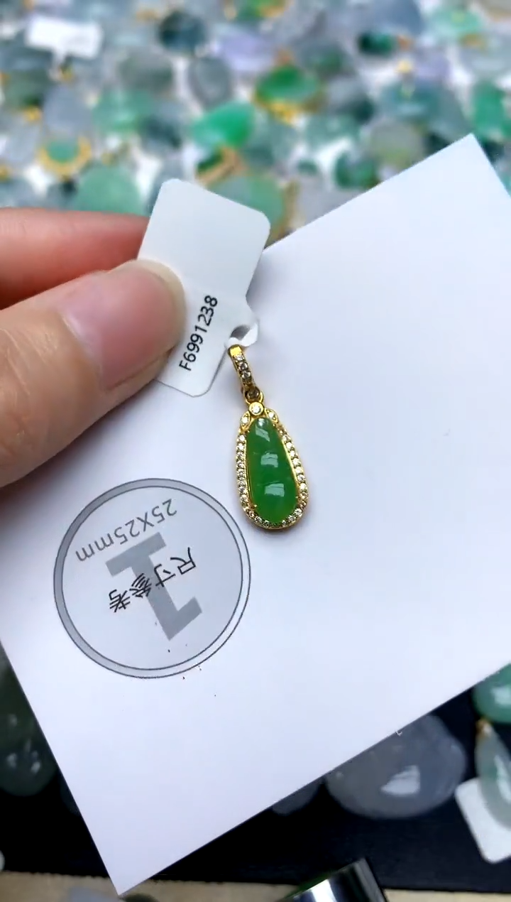 颈饰银S925镶嵌翡翠天然A货翡翠