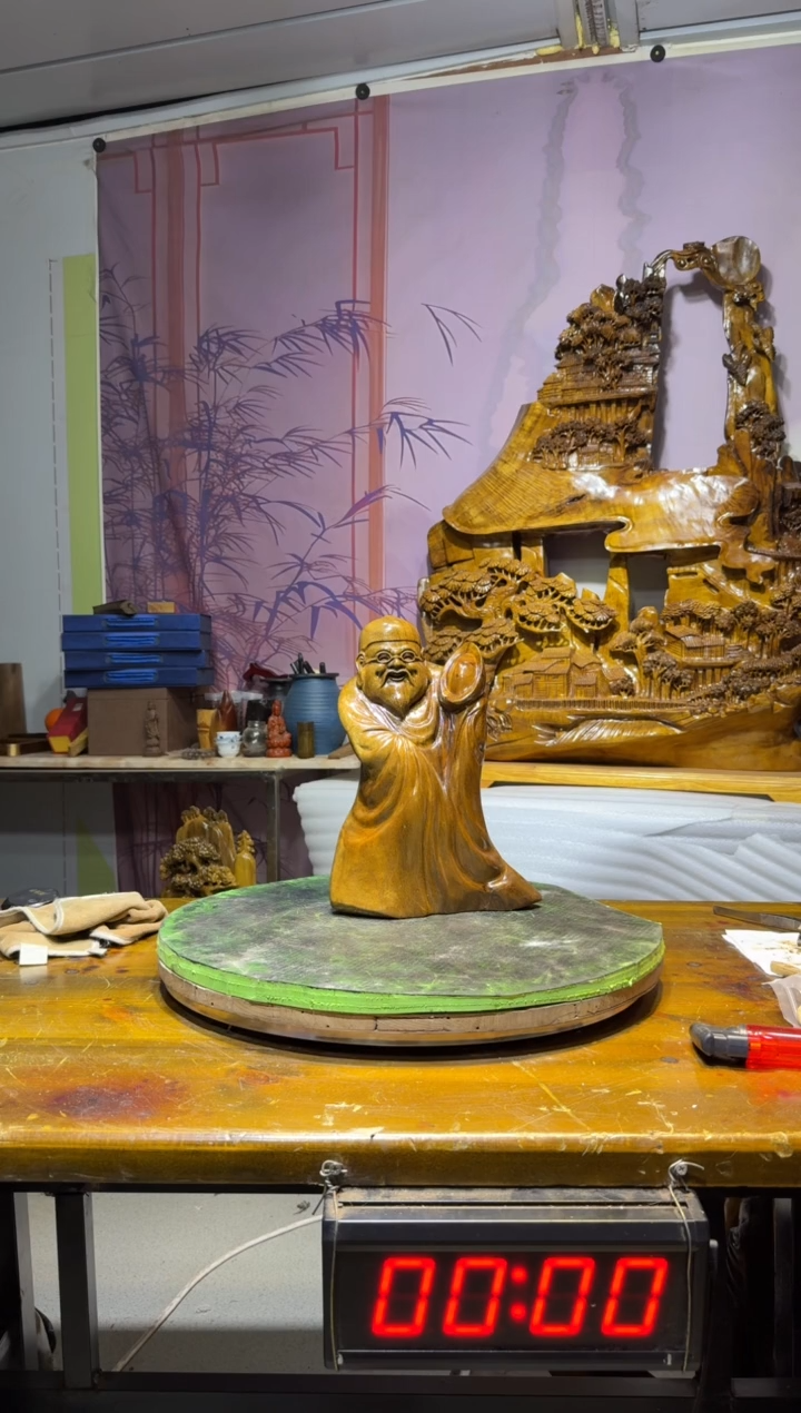 金丝楠￥***狼金丝楠木雕刻摆件