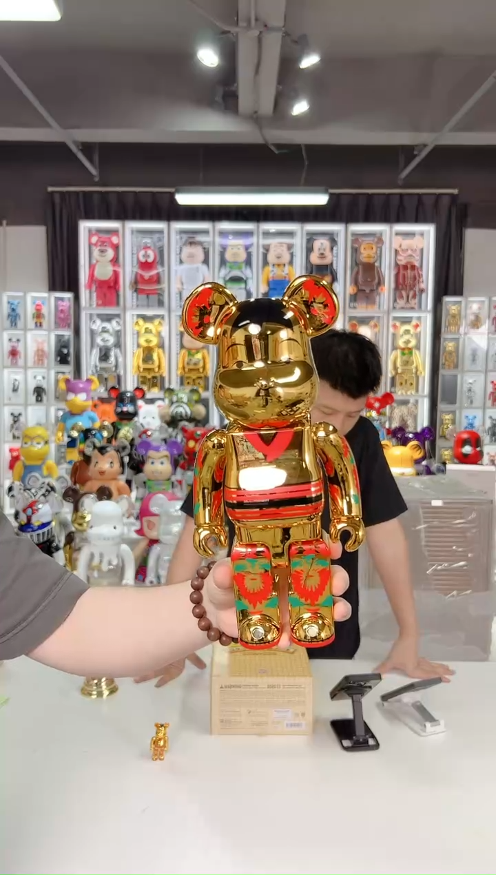 毛绒潮玩电镀金积木熊400%+100%手办