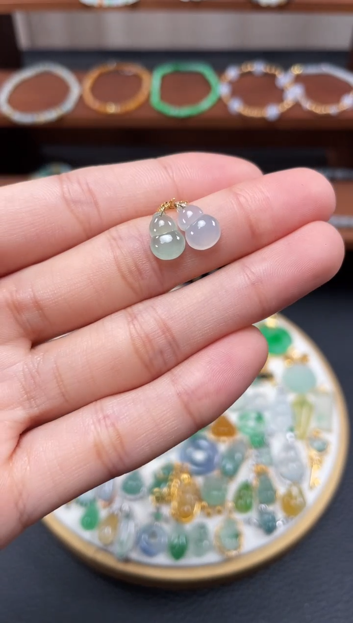 【闪购商品】翡翠吊坠(不含链)18K金镶嵌一个  JK693