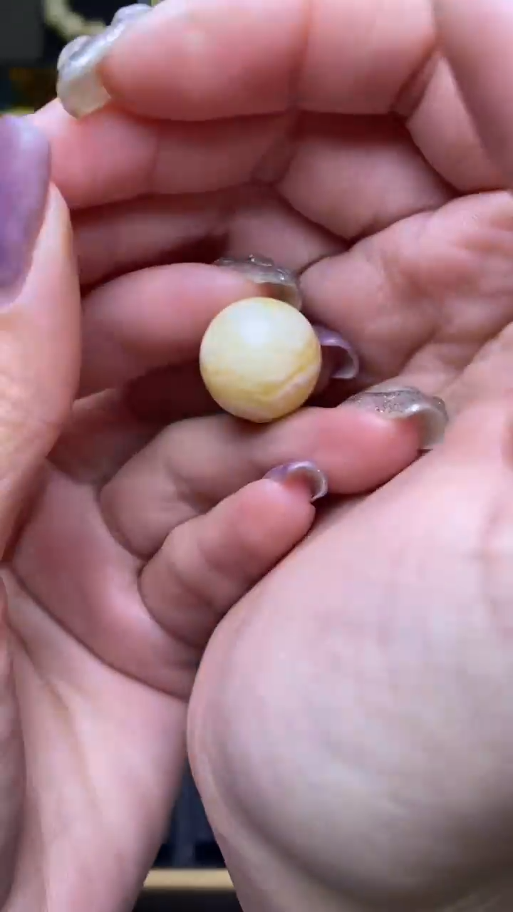 【闪购商品】琥珀裸石未镶嵌葵. 79