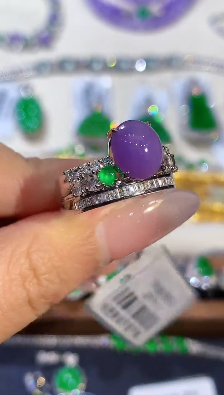 18K金镶嵌戒指翡翠SY多样性发其一