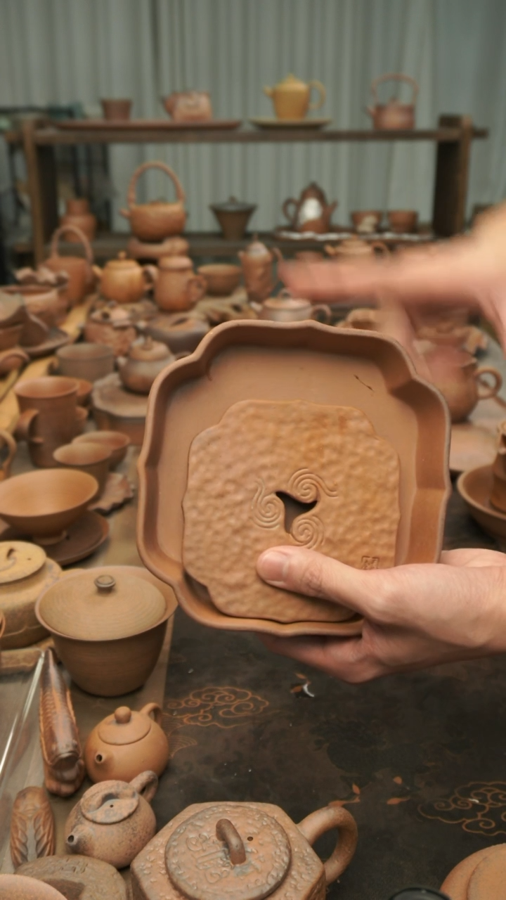 老岩泥原矿料  祥云蓄水壶呈