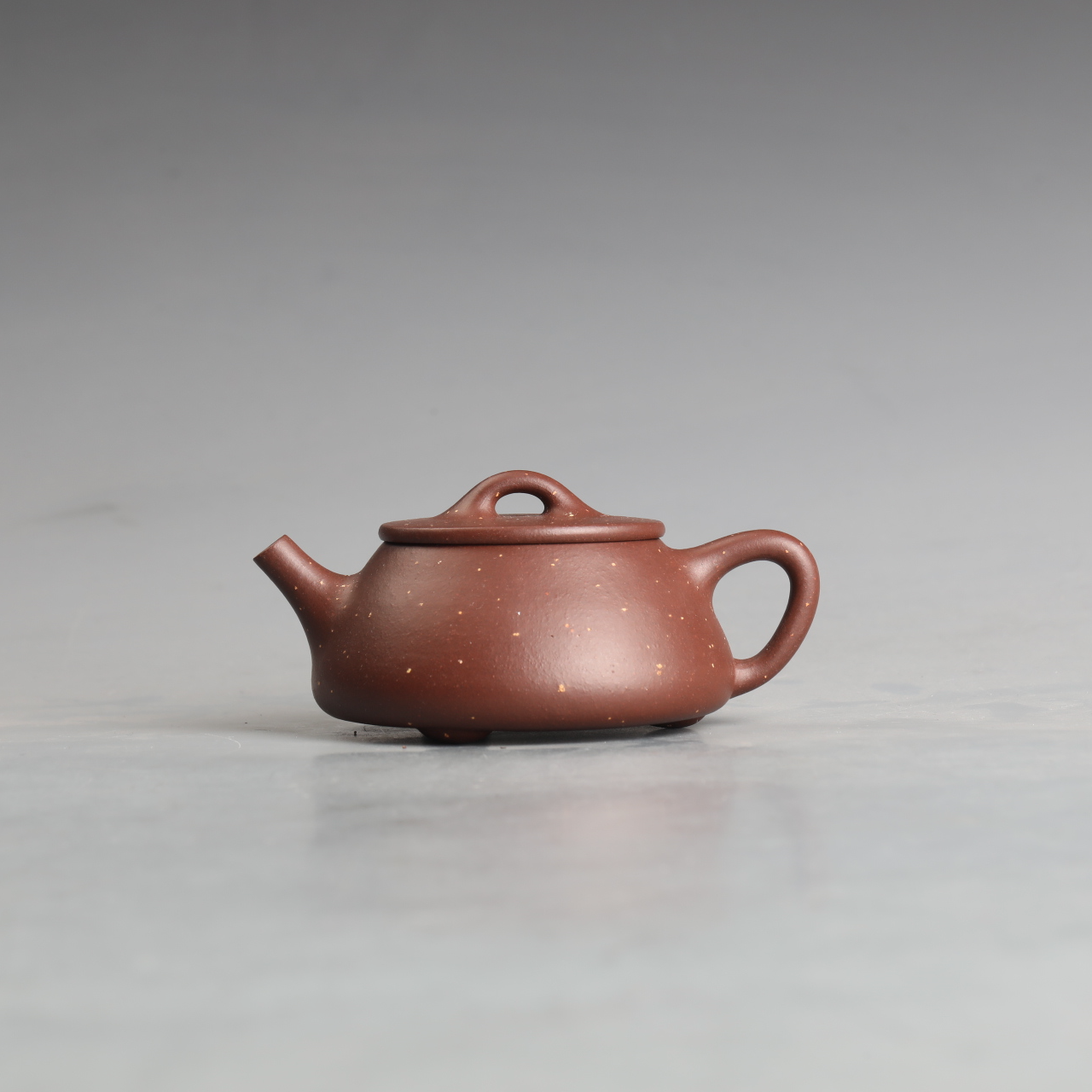 五堂珍藏 腰圆石瓢 紫泥铺砂 80cc