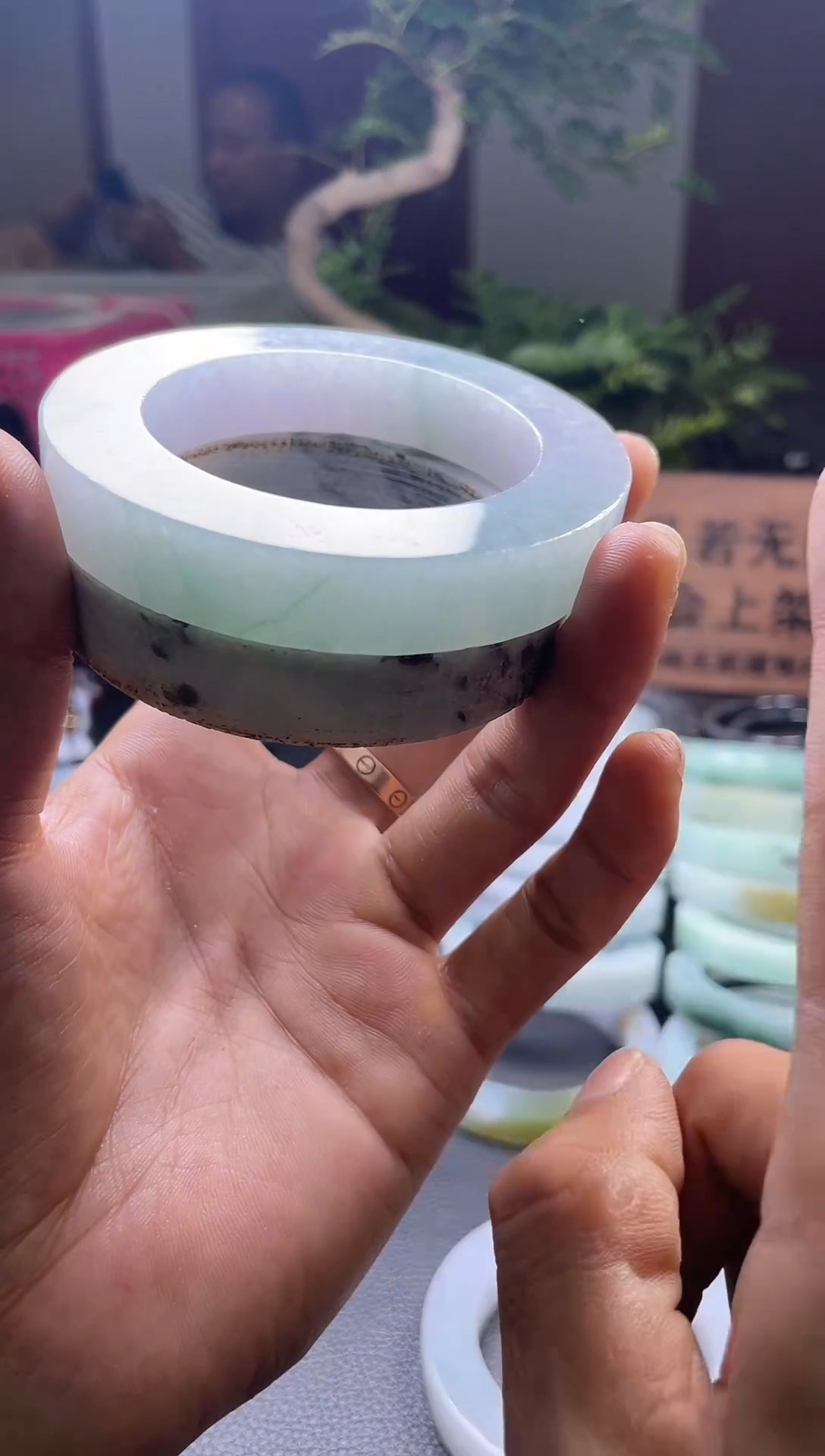 定制翡翠手镯未镶嵌发一件