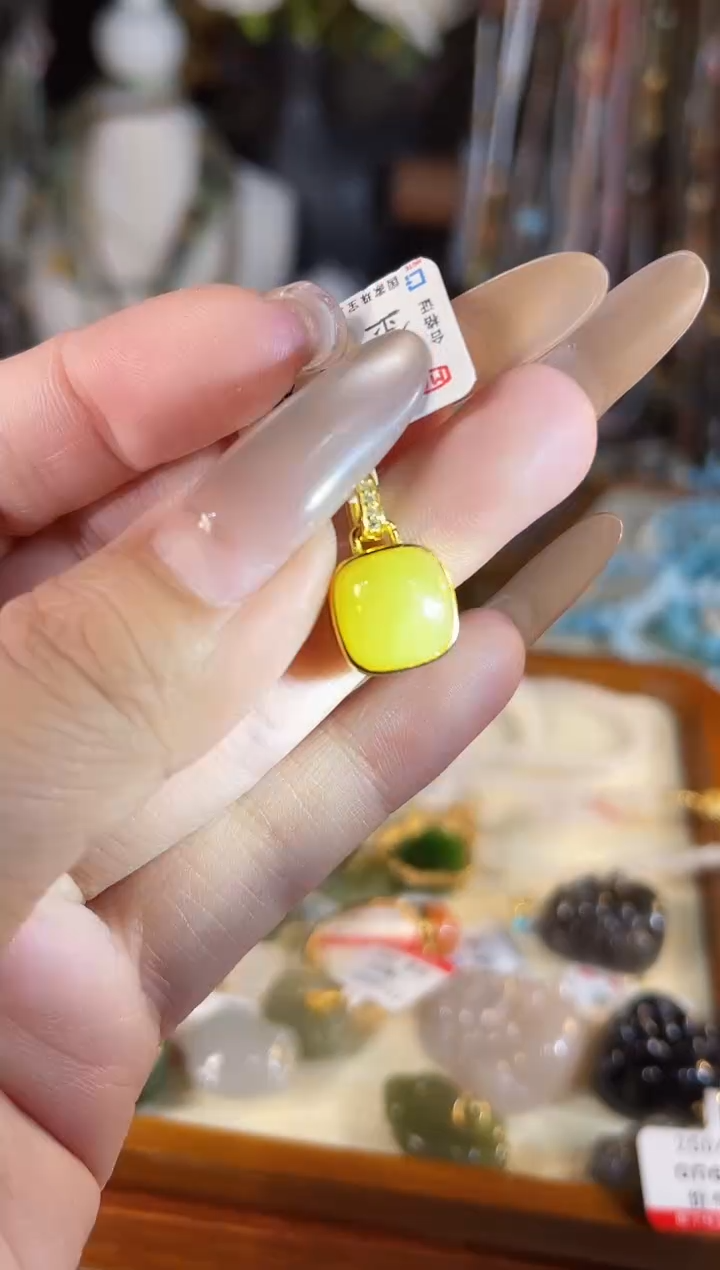 【闪购商品】和田玉吊坠(不含链)银S925镶嵌多样性发货其一