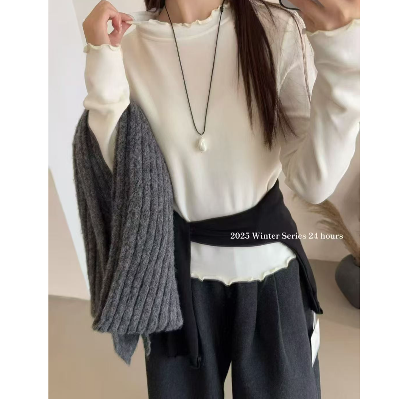 格子推荐~加绒加厚木耳边设计感显瘦打底衫2726