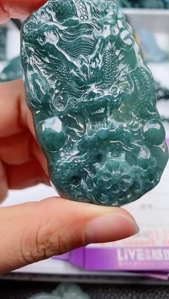【闪购商品】翡翠颈饰未镶嵌