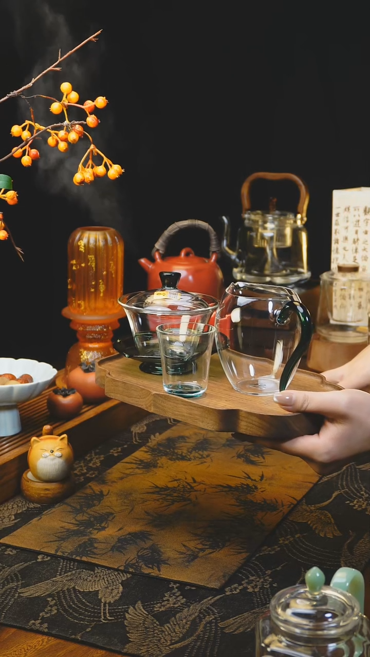 【闪购商品】金标四件套 盖碗公杯茶漏主人杯