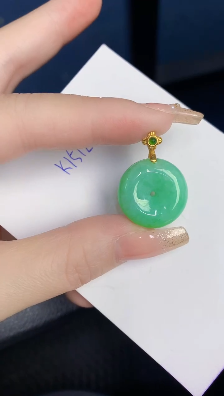 颈饰未镶嵌翡翠缅甸天然翡翠A货