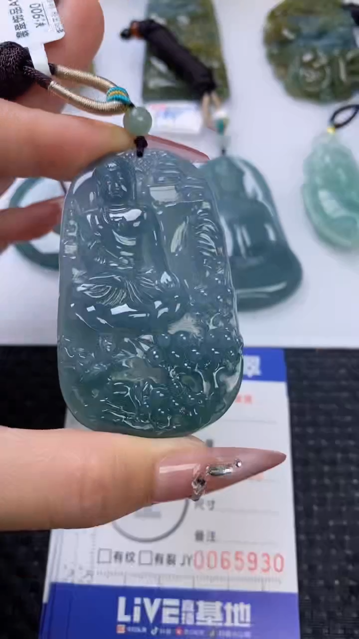 【闪购商品】翡翠颈饰未镶嵌111111111111111