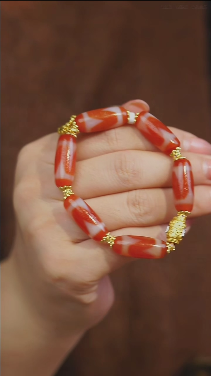 【闪购商品】玛瑙/玉髓手串未镶嵌多样性发其一