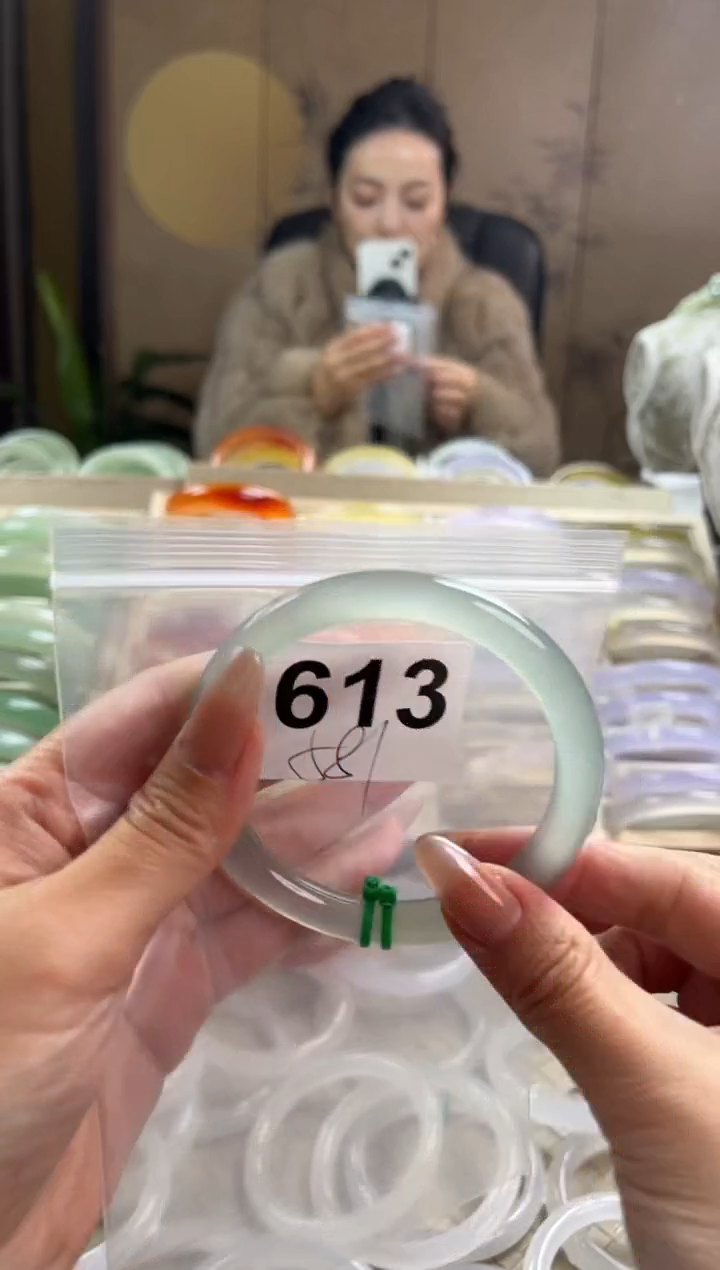 手镯玛瑙/玉髓未镶嵌613