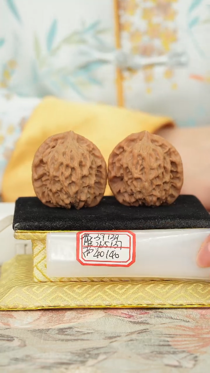 【闪购商品】文玩核桃把件非嫁接北京