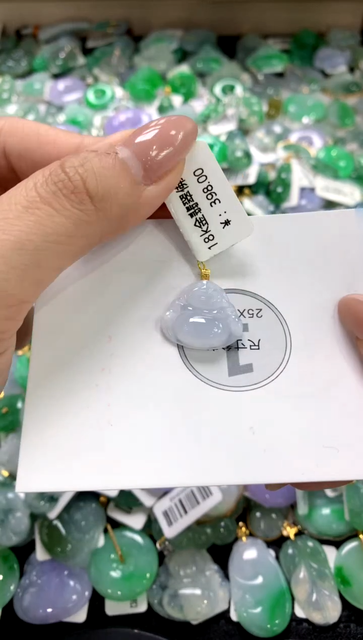 颈饰18K金镶嵌翡翠1111111111111111