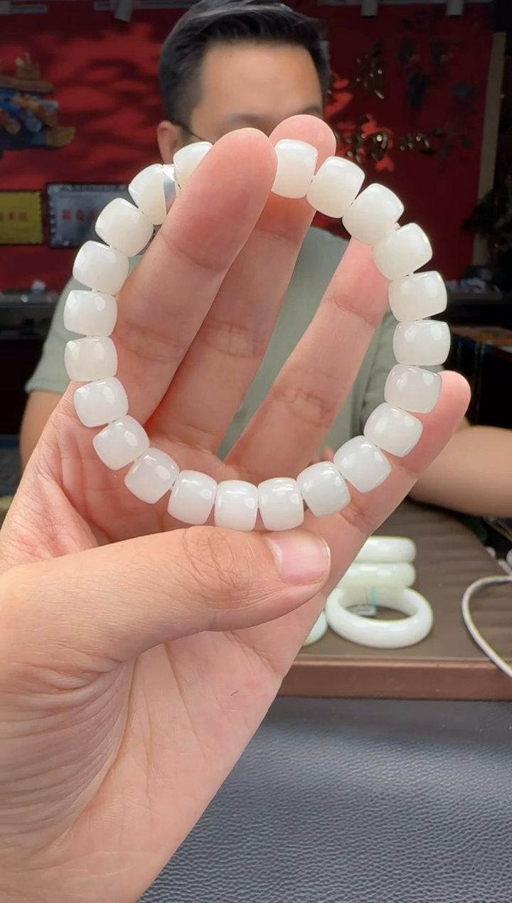 手串未镶嵌和田玉白玉直切单圈手串