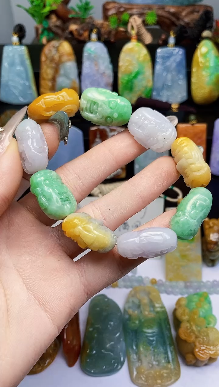 【闪购商品】定制翡翠未镶嵌A货翡翠