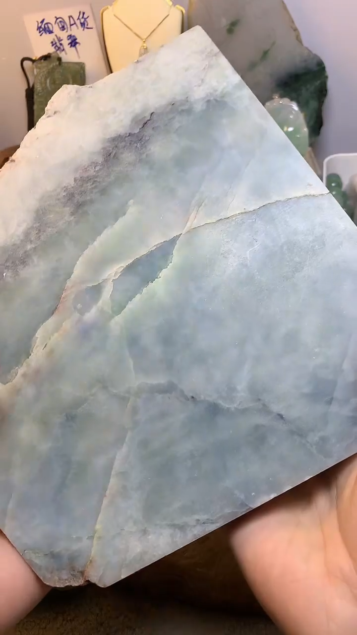 未镶嵌挂件翡翠房 缅甸A货翡翠，没有运费险