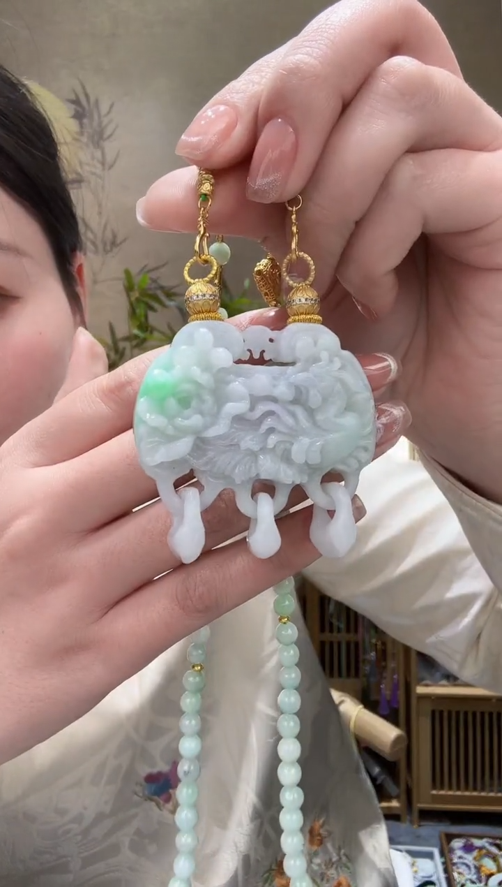 【闪购商品】翡翠颈饰未镶嵌吊坠