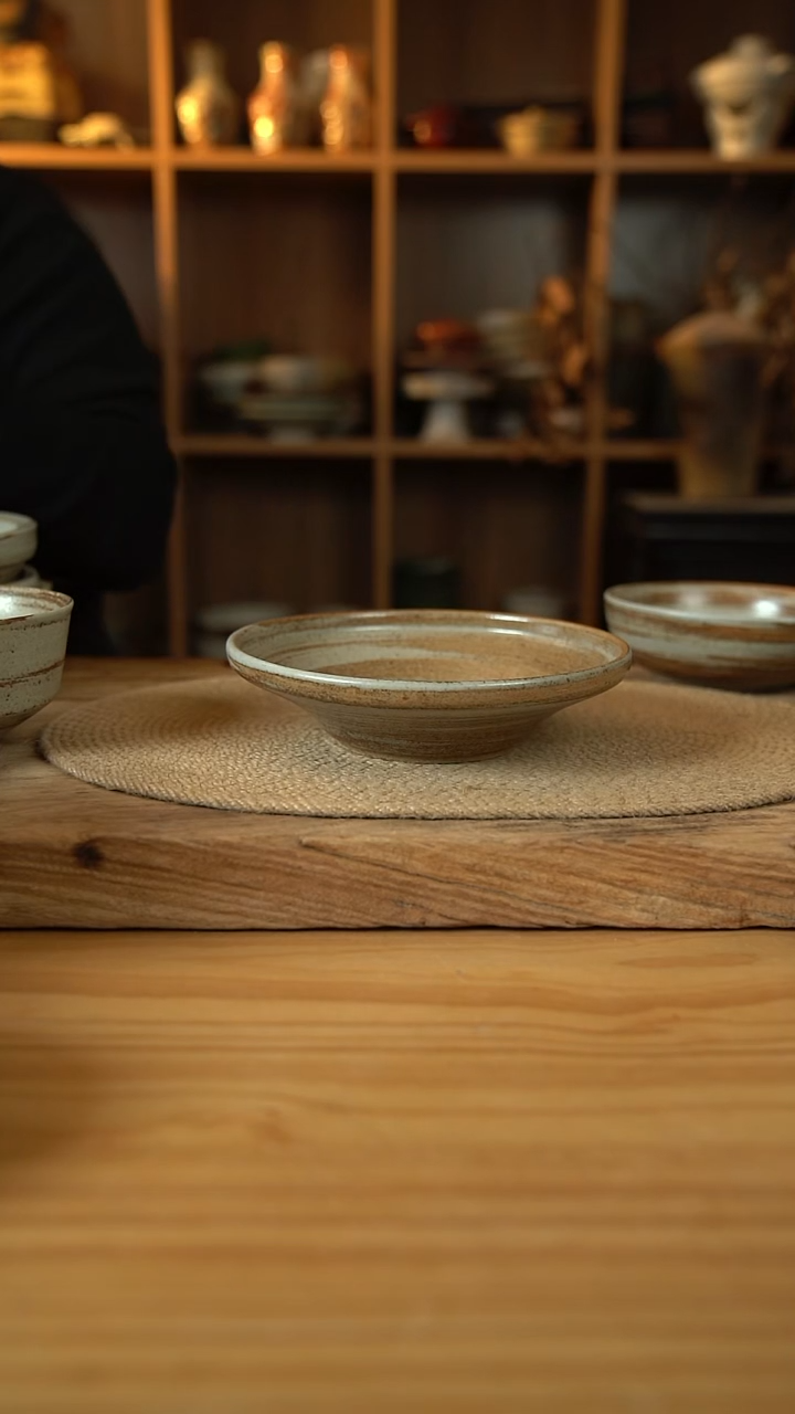 岁月风情系列的7.5英寸喇叭盘1个
